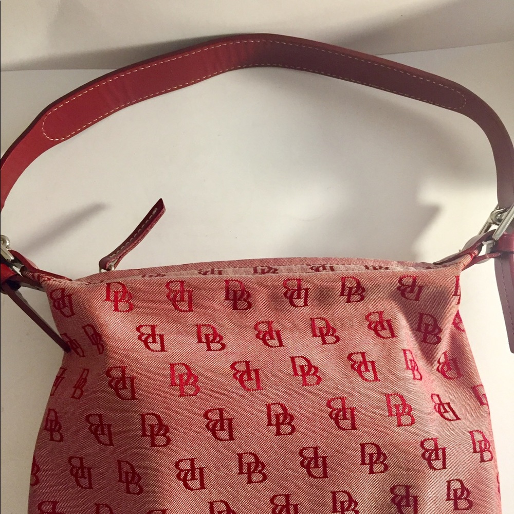 Dooney & Bourke